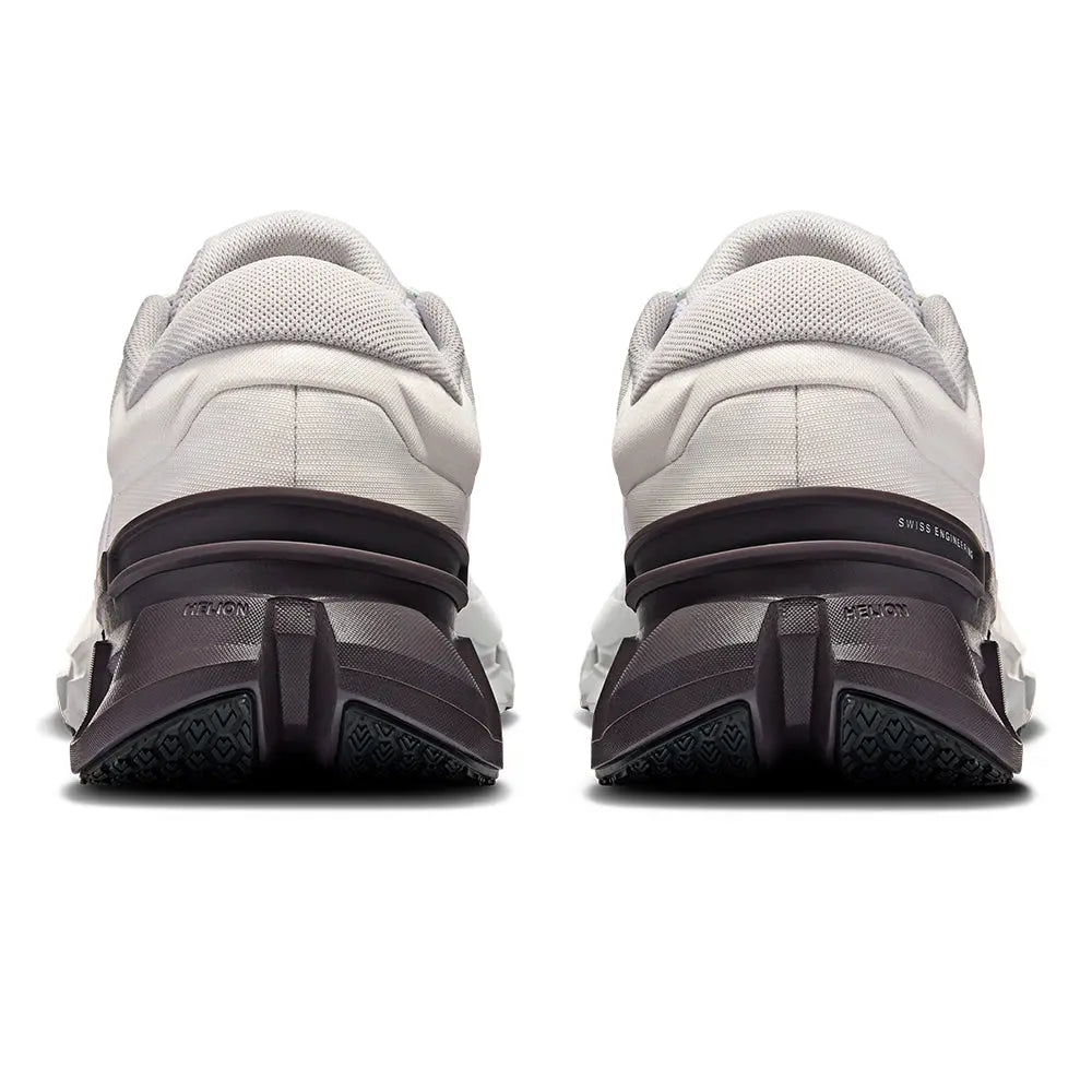 On Men's Cloudflyer 5 Gorilla Fits