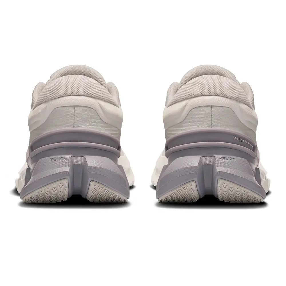 On Women's Cloudflyer 5 Gorilla Fits