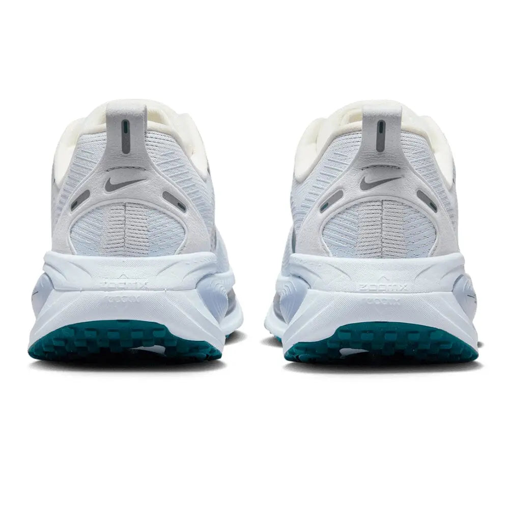 Nike Women's Vomero 18 Asics