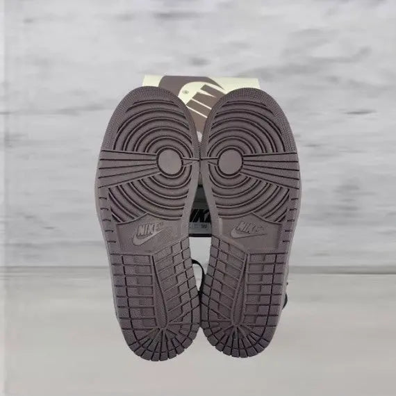 Jordan 1 Retro Low OG SP Travis Scott Velvet Brown Gorilla fits