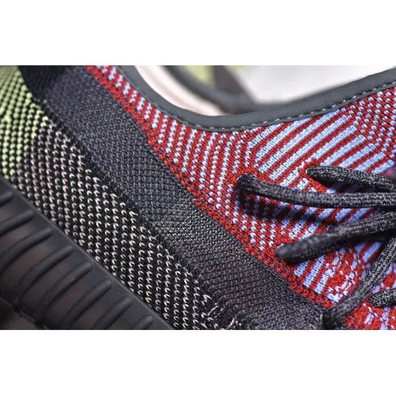 YEEZY Boost 350 V2 Yecheil (Reflective) Gorilla fits