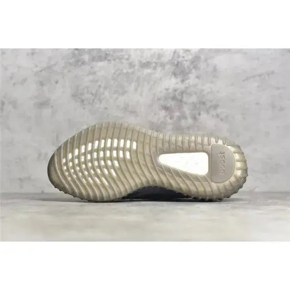 Yeezy Boost 350 V2 Beluga Reflective Gorilla fits
