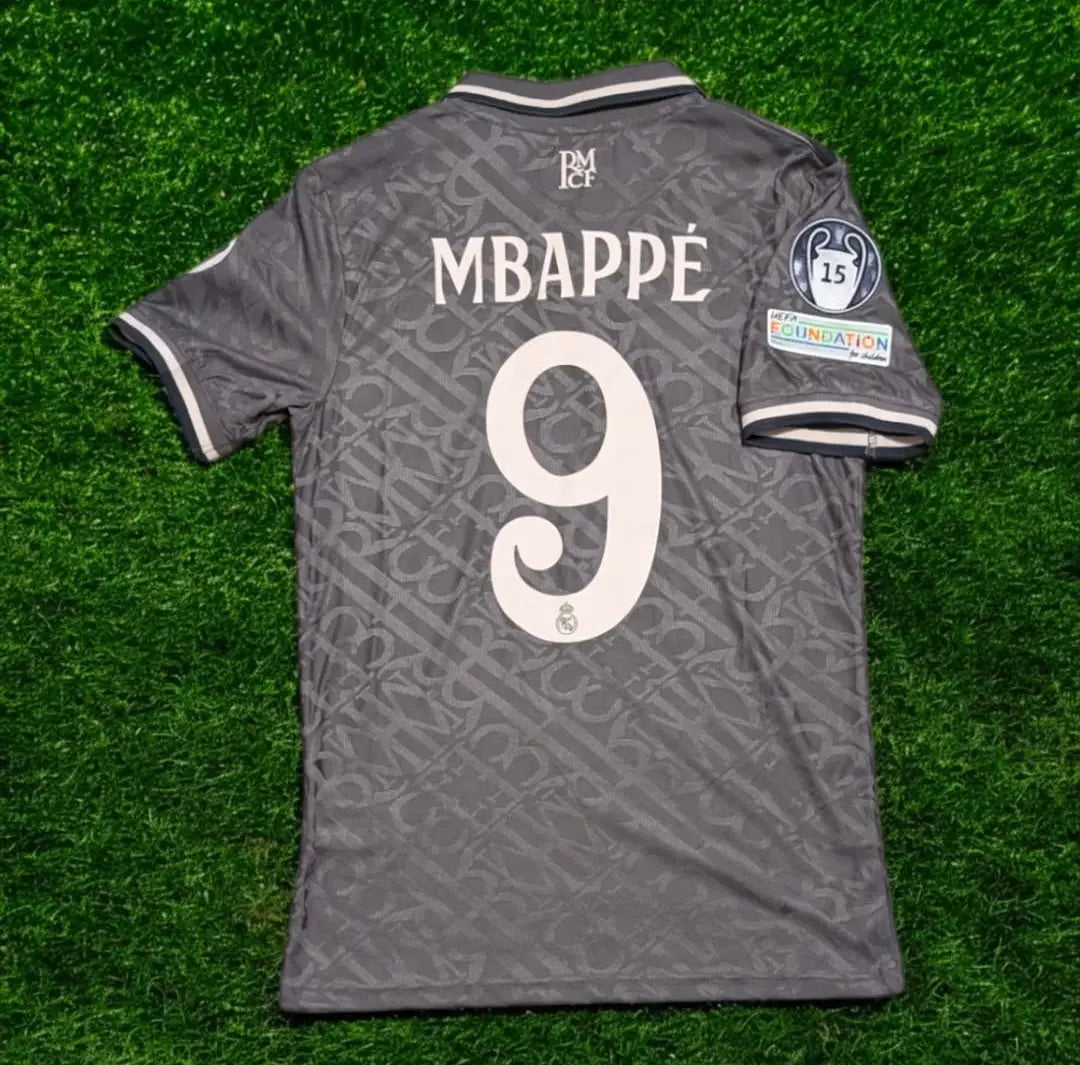 24/25 Real Madrid Adult Football/Soccer Jersey Gorilla fits