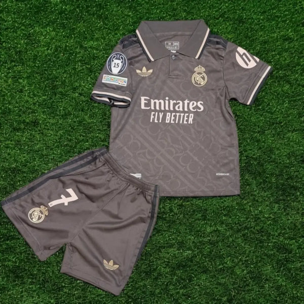 New 24/25 Real Madrid kids Soccer/football Jersey and Shorts Set, Vini/Bellingham/mbappe and more. Gorilla fits